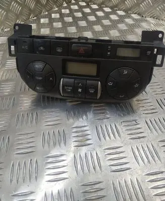Toyota RAV 4 (XA20) Climate control unit 8401042030