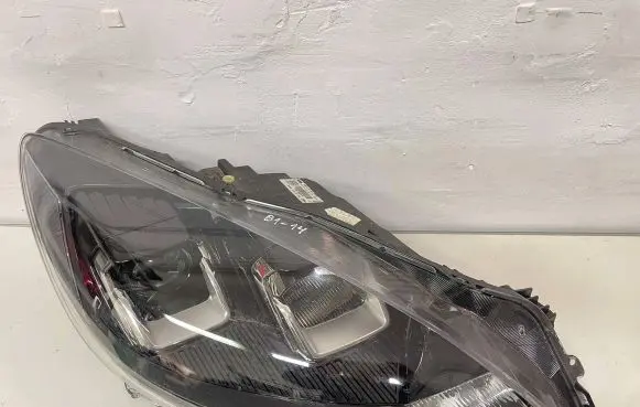 Ford Kuga III Headlight/headlamp LV4B13W029AK 90187826 901878263296