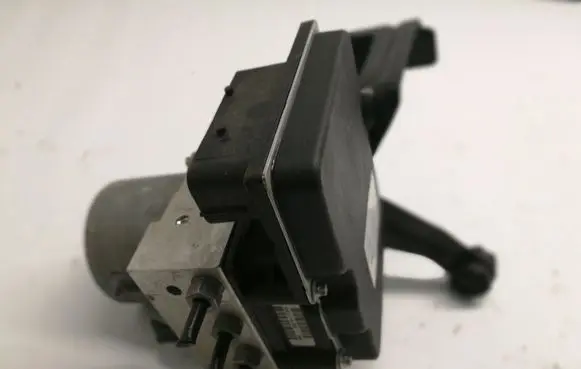 BMW X3 E83 ABS Pump 3439781 3439820