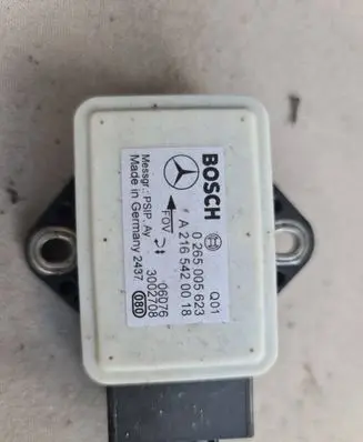 Mercedes-Benz B W245 ESP acceleration yaw rate sensor A2165420018 0265005623 3002776