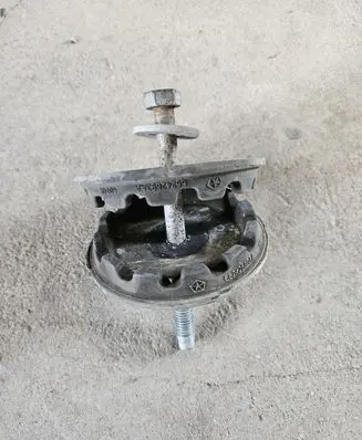 Dodge Challenger Other under body part 68242693AA