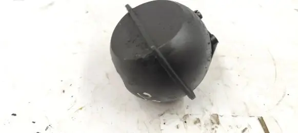 Vacuum air tank