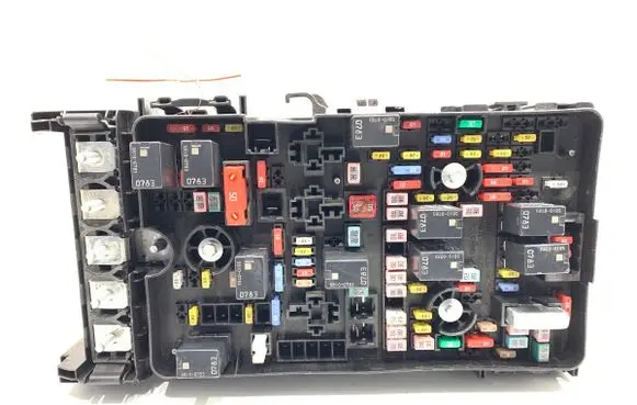 Jeep Cherokee Fuse box set 68351953AC