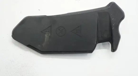 BMW 7 G11 G12 Fuse box cover 8578818ACR 8578818