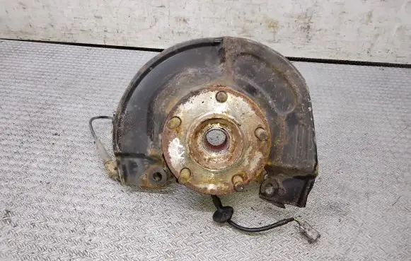 Mitsubishi Grandis Front wheel hub spindle knuckle