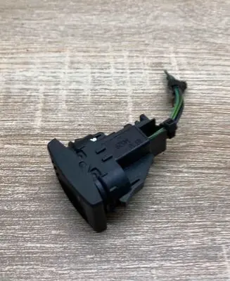 Ford Mondeo Mk III Electric window control switch 1S7T14529AB WITHPLUG