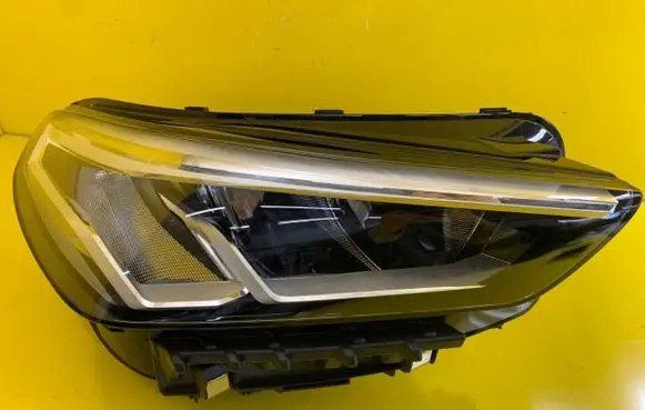 BMW X1 U11 Headlight/headlamp 5A5BD44-02