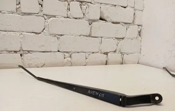 Toyota Avensis T250 Windshield/front glass wiper blade 6598