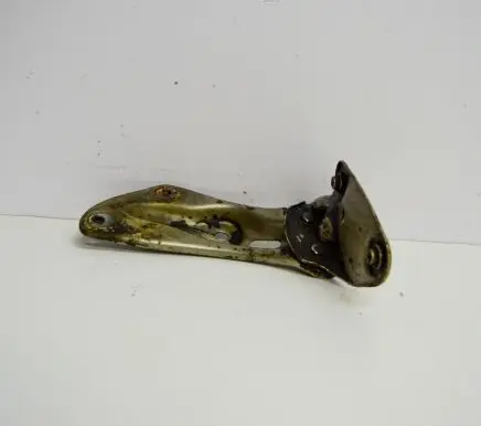 Skoda Octavia Mk2 (1Z) Fender mounting bracket 1Z0821142