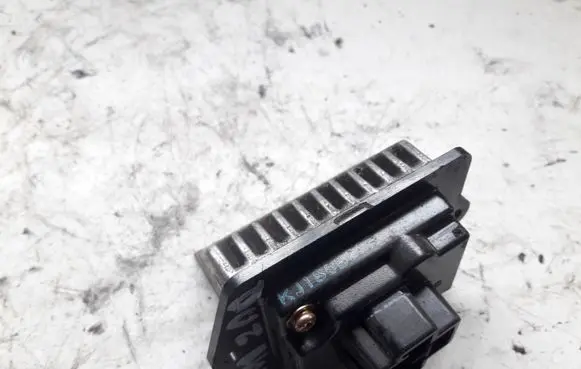 Mazda Premacy Heater blower fan relay 