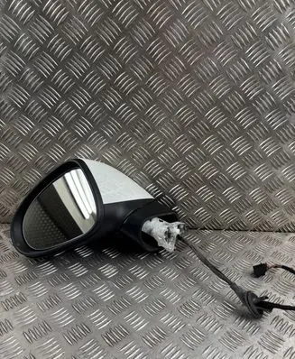 Volkswagen Touareg II Front door electric wing mirror 7P6857501DD