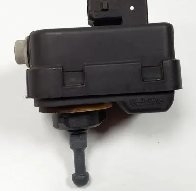 Jeep Grand Cherokee (WK) Headlight level adjustment motor 
