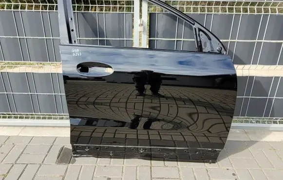Mercedes-Benz GLA H247 Front door A2477224201