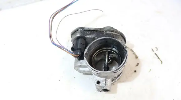 Seat Toledo III (5P) Engine shut-off valve 