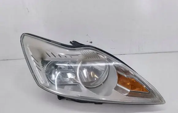 Ford Focus Headlight/headlamp 8M51-13W029-AE