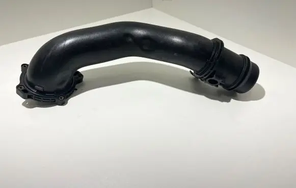 Mercedes-Benz E W212 Intercooler hose/pipe A6510903637 114370740