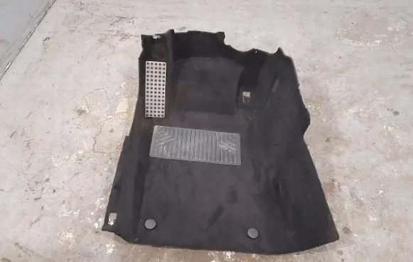 Mercedes-Benz E W211 Interior carpet 2116804740 A2116804740