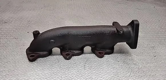 Audi A6 S6 C6 4F Exhaust manifold 059253034P