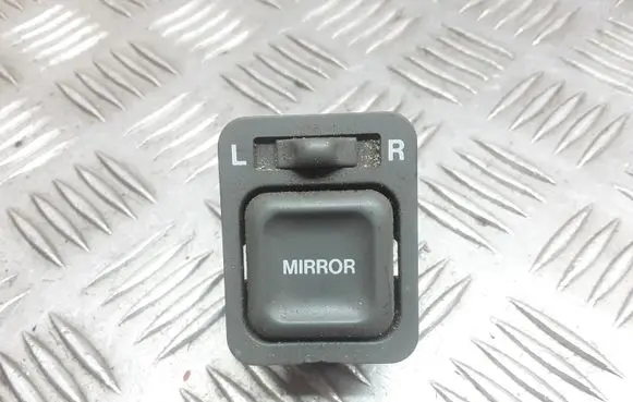 Honda CR-V Wing mirror switch 183498