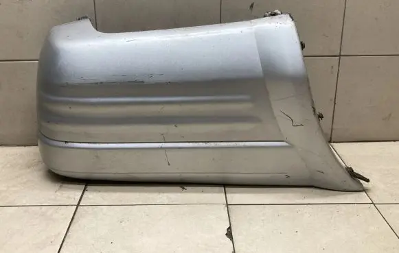 Rear bumper corner part panel trim