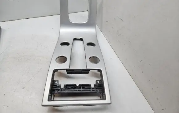 Volvo C30 Radio/GPS head unit trim 30672565