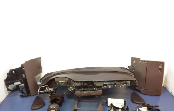 Audi A8 S8 D4 4H Dashboard