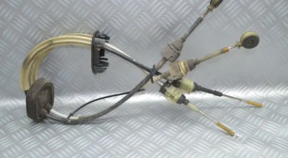 Saab 9-3 Ver2 Gear shift cable linkage 55557395