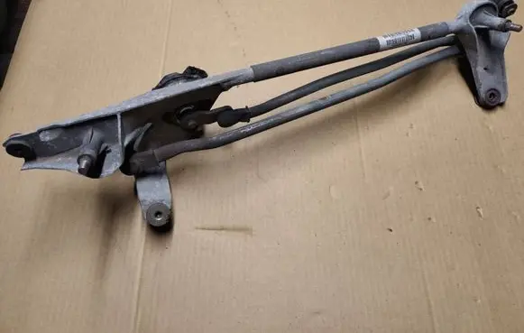 Chrysler LHS Front wiper linkage and motor P04574577AB