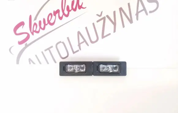Volkswagen Touareg III Number plate light 5NA943021 SA21115G