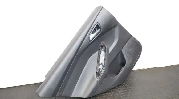 Ford Focus Coupe rear side trim panel 