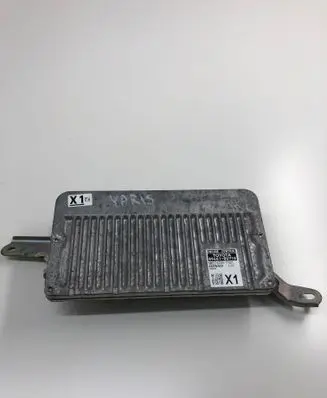 Toyota Yaris Engine control unit/module Mb2762007301