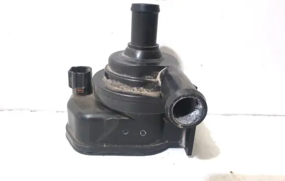Toyota Prius (XW10) Electric auxiliary coolant/water pump