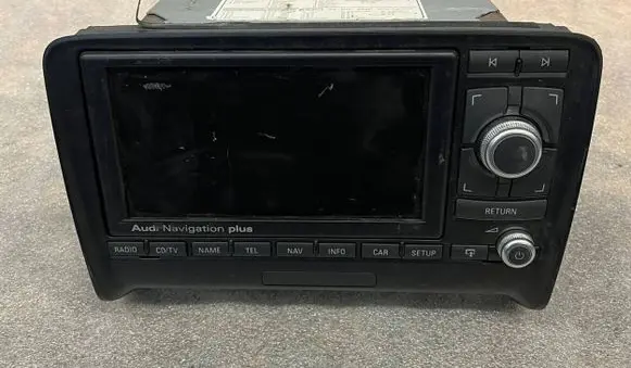 Audi TT TTS RS Mk3 8S Radio/CD/DVD/GPS head unit 8J0035192N