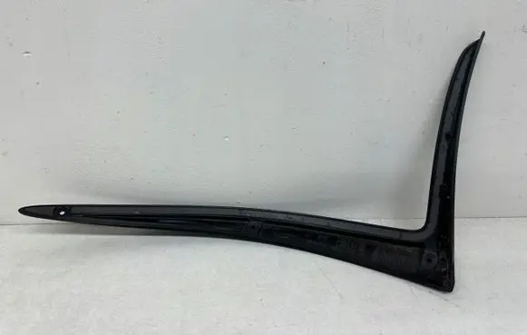 Mercedes-Benz AMG GT C192 Front bumper lip A1928857402