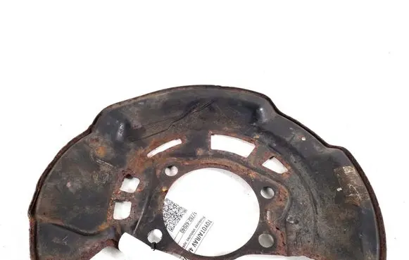 Toyota RAV 4 (XA30) Front brake disc dust cover plate 47782-42040