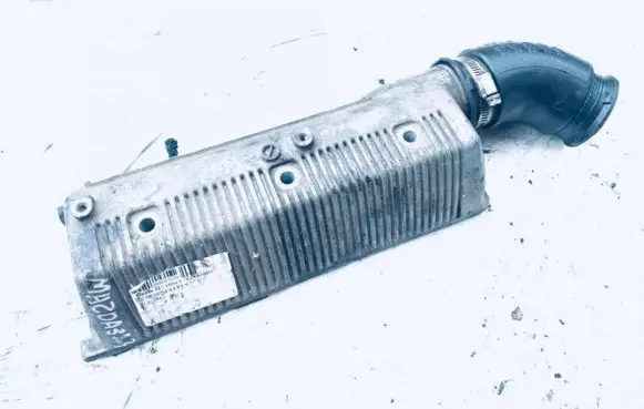 Mazda 323 Rocker cam cover 