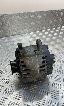 Audi A5 8T 8F Generator/alternator TG15C095