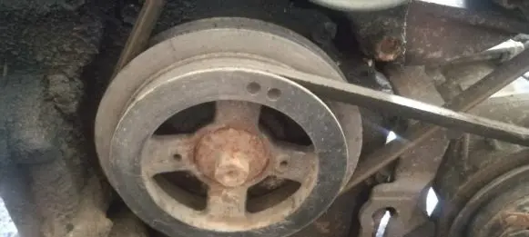 Nissan Almera Tino Crankshaft pulley