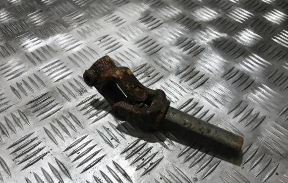 Opel Sintra Steering column universal joint