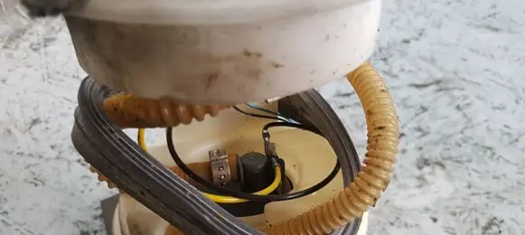 Fuel injection high pressure pump