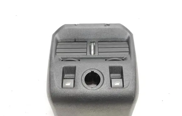 Rear air vent grill