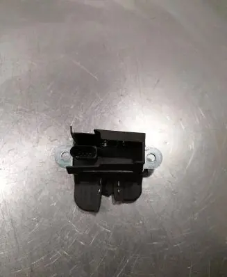 Volkswagen Golf Cross Tailgate/trunk/boot lock/catch/latch 5m0827505b