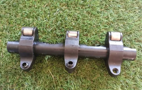 Volkswagen Polo IV 9N3 Camshaft 038443B 70321341