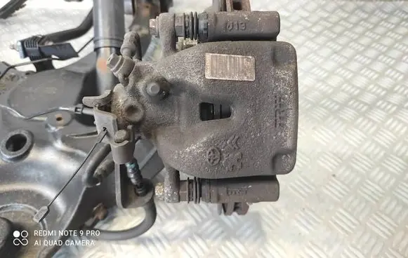 Peugeot Expert Rear brake caliper 9806477980