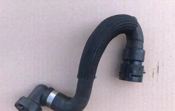 Volvo S60 Engine coolant pipe/hose 31305162