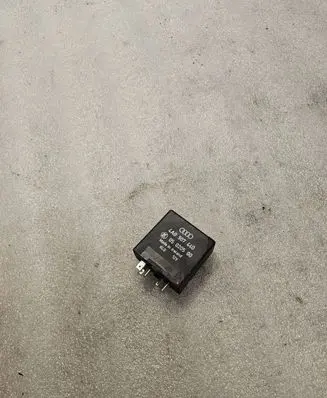 Audi A6 S6 C5 4B Other relay 4A0907440 05020500