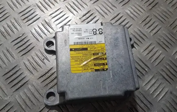 Toyota Avensis T250 Airbag control unit/module 8917005160
