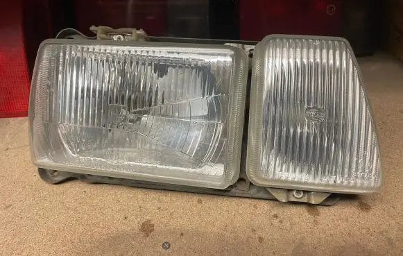Volkswagen PASSAT B2 Headlight/headlamp 302124502 301125516