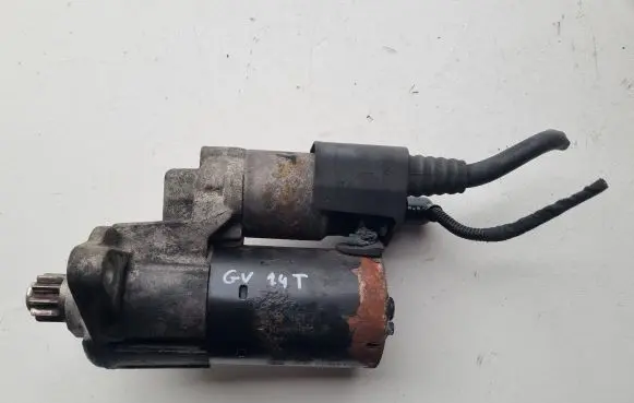 Volkswagen Golf V Starter motor