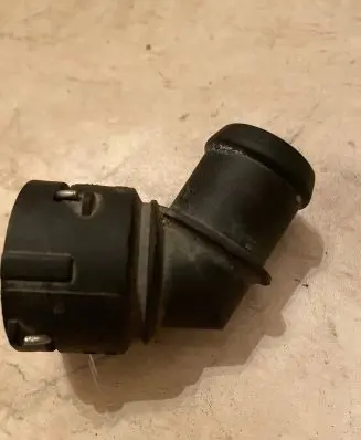 Volkswagen Golf IV Engine coolant pipe/hose 1C0122291